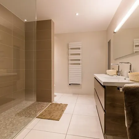 Villa Octopus Keyweek Design On The Golf Of Chiberta With Heated Pool