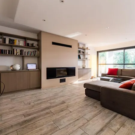 Villa Octopus Keyweek Design On The Golf Of Chiberta With Heated Pool