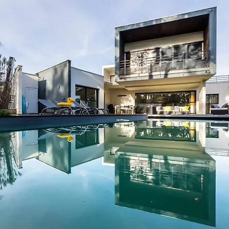 Octopus Keyweek Design On The Golf Of Chiberta With Heated Pool Villa *
